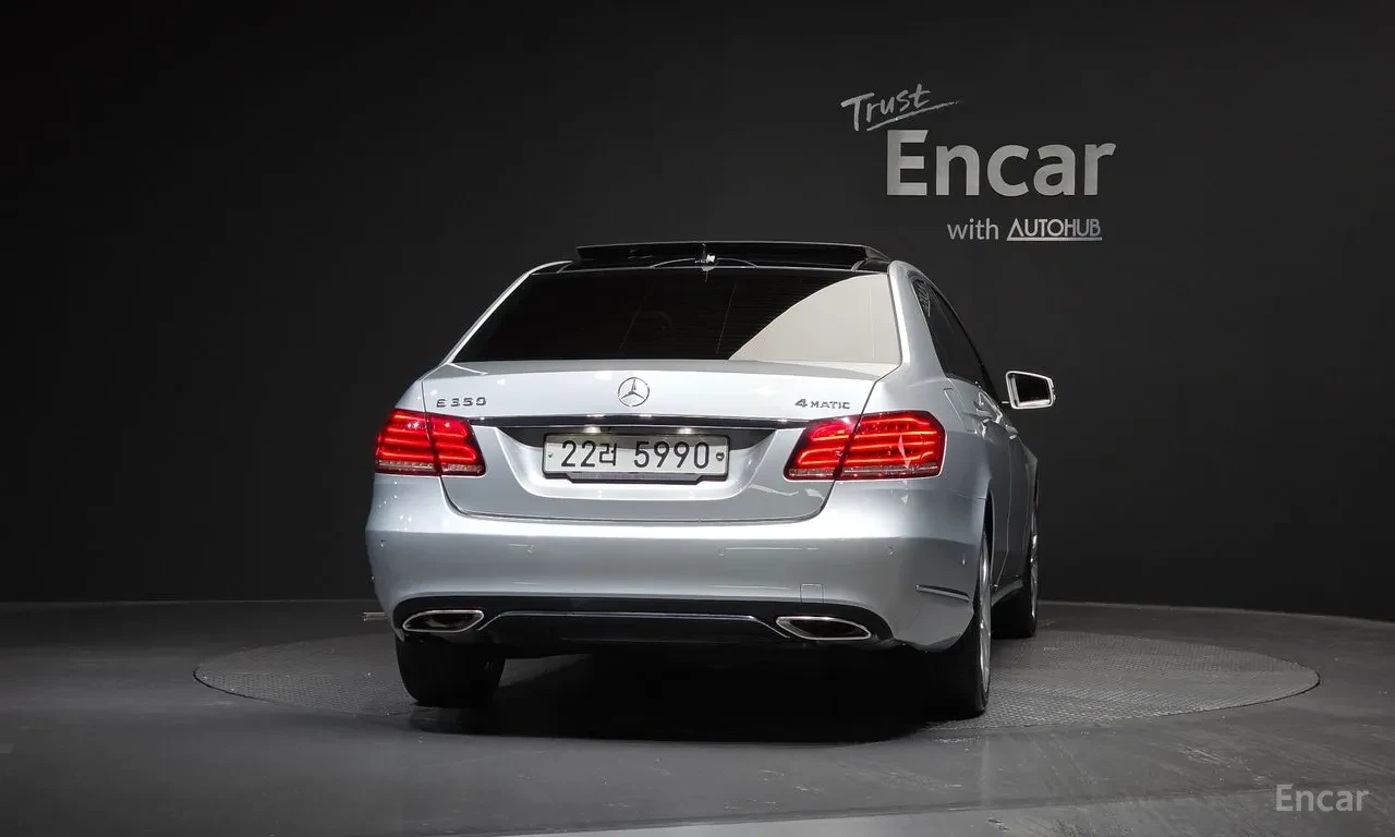 Mercedes-Benz E 350 AIRMATIC | ПОДГРЕВ | ОБДУХВАНЕ | ПАНОРАМА, снимка 4 - Автомобили и джипове - 55315166