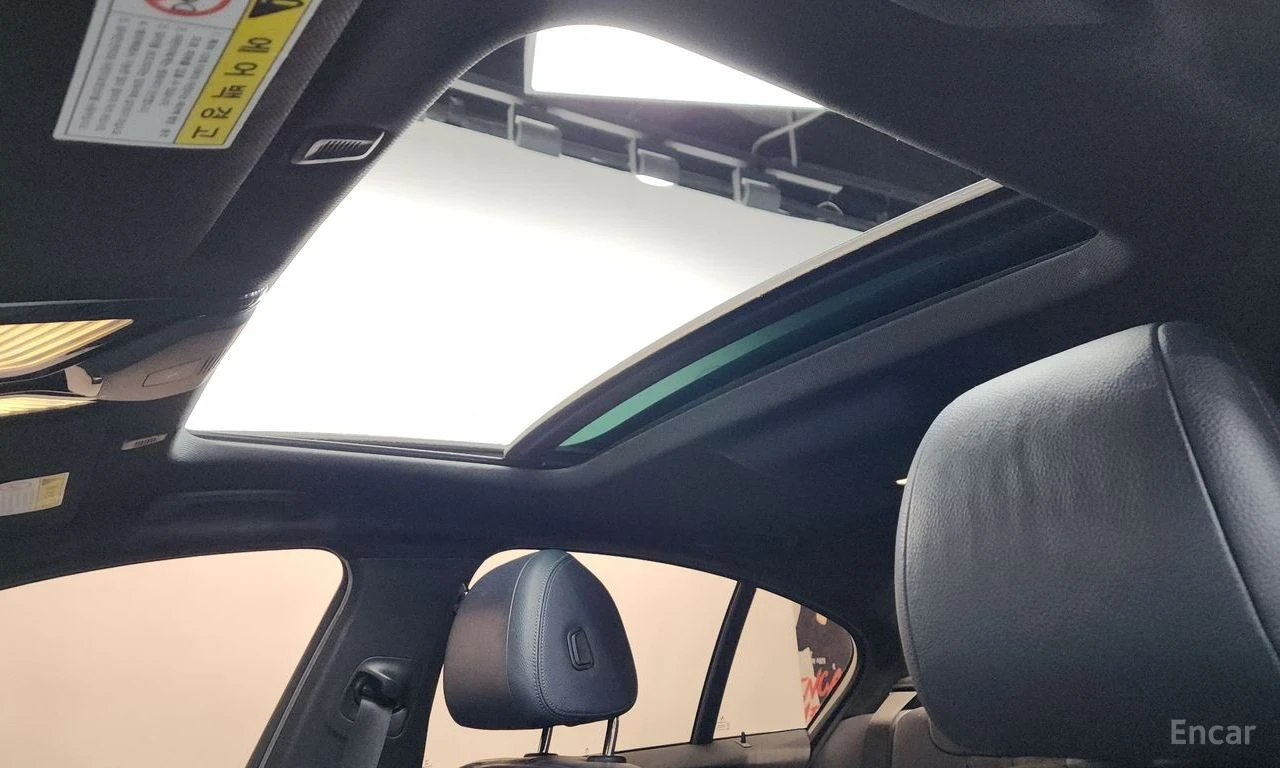 BMW 530 M* SPORT* ДИСТРОНИК* ХЕДЪП* LANE* ASSIST* , снимка 13 - Автомобили и джипове - 55623417