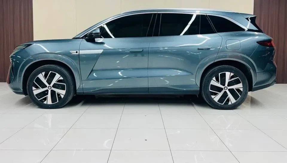 BYD Tang * L* HeadUp* Ambient* Keyless, снимка 3 - Автомобили и джипове - 56060800