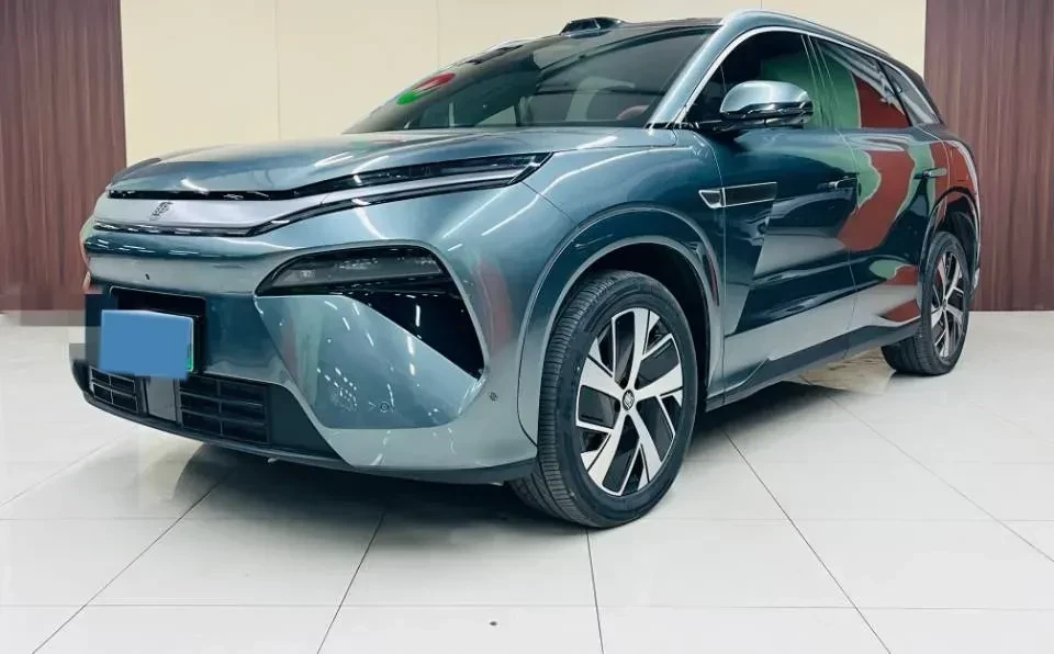 BYD Tang * L* HeadUp* Ambient* Keyless