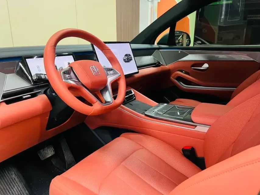 BYD Tang * L* HeadUp* Ambient* Keyless, снимка 6 - Автомобили и джипове - 56060800
