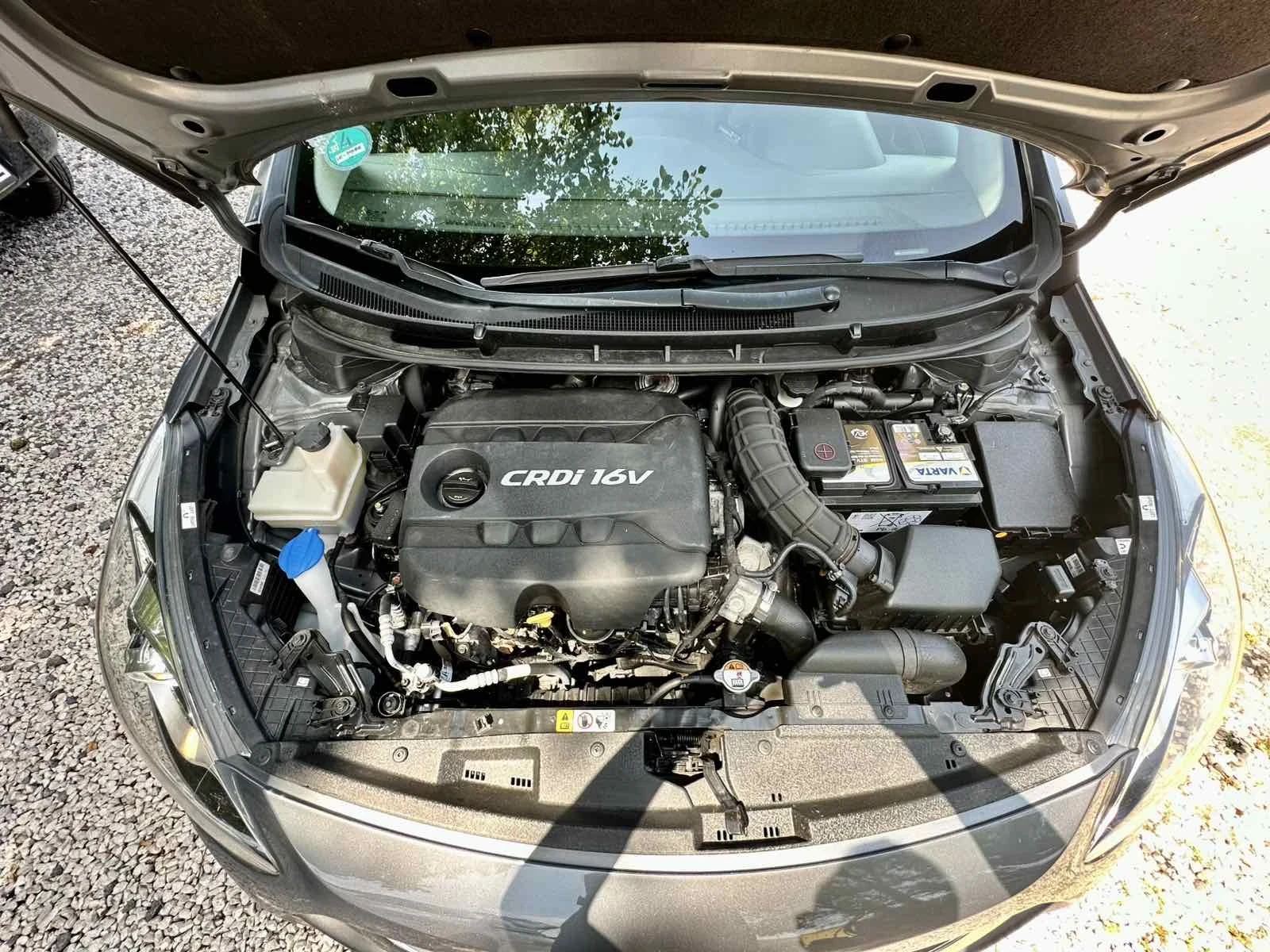 Hyundai I30 1.6CRDI, снимка 13 - Автомобили и джипове - 56647262