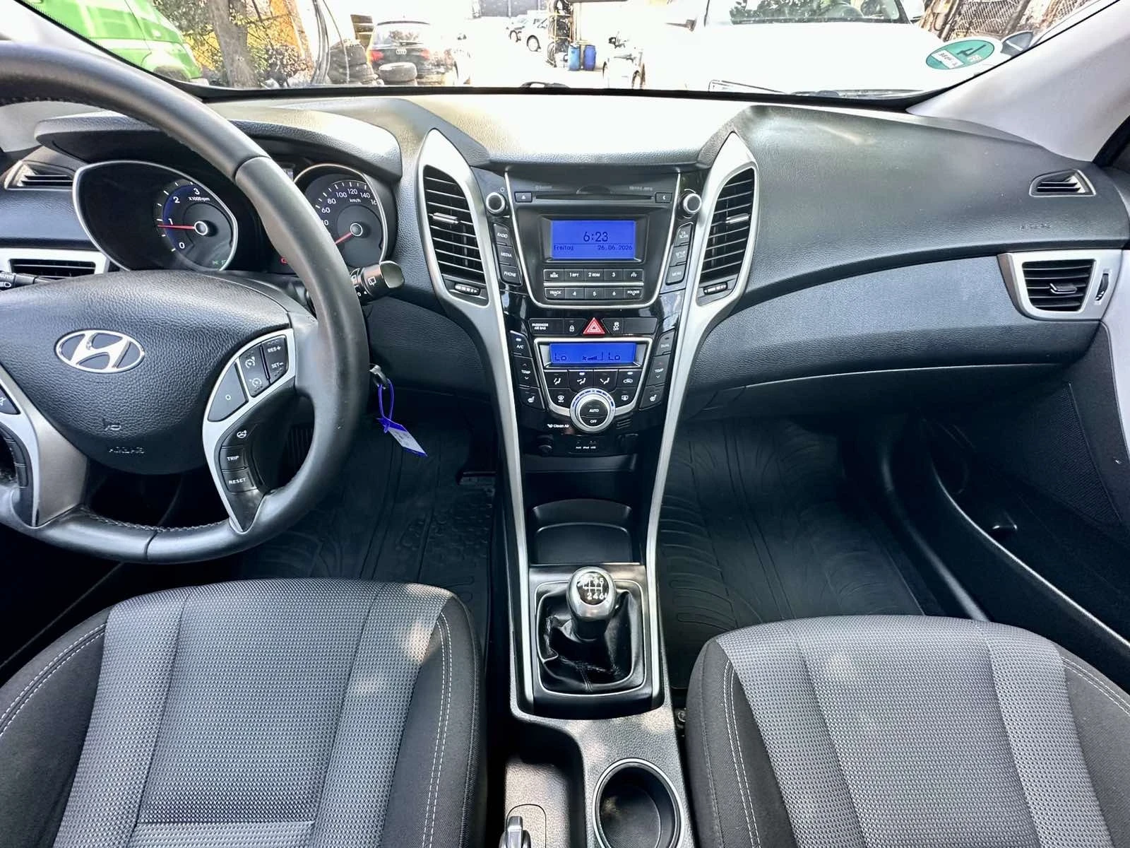 Hyundai I30 1.6CRDI, снимка 7 - Автомобили и джипове - 56647262
