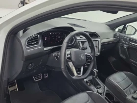 VW Tiguan  HIGHLINE R LINE / ОБДУХВАНЕ / ПАНОРАМА, снимка 10