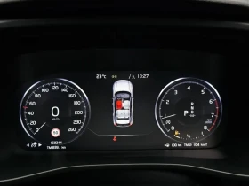 Volvo XC40 T4 MOMENTRUM, снимка 8