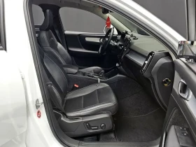 Volvo XC40 T4 MOMENTRUM, снимка 11