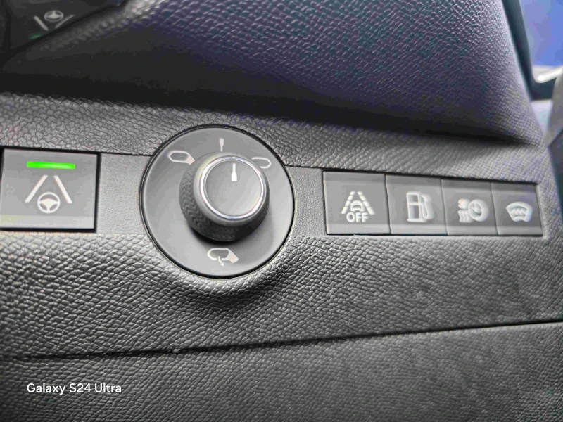 DS DS 7 Crossback opera, снимка 13 - Автомобили и джипове - 53251550