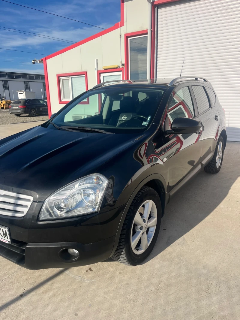 Nissan Qashqai 2.0, снимка 3 - Автомобили и джипове - 48668540