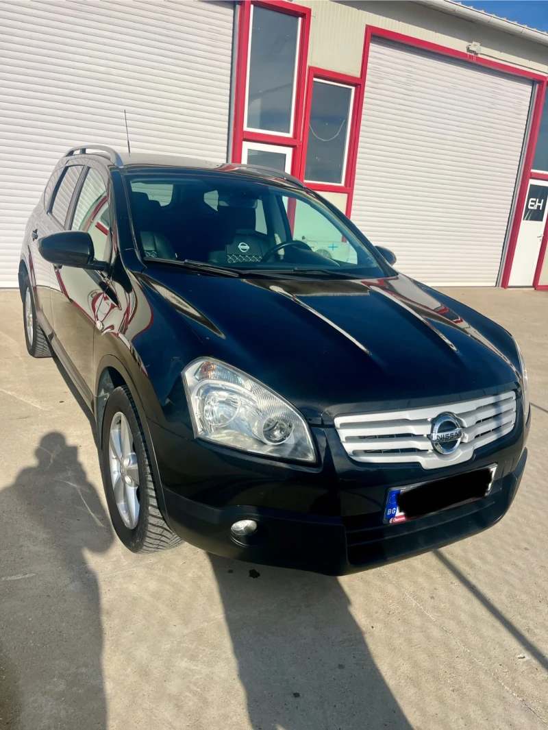 Nissan Qashqai 2.0, снимка 2 - Автомобили и джипове - 48668540