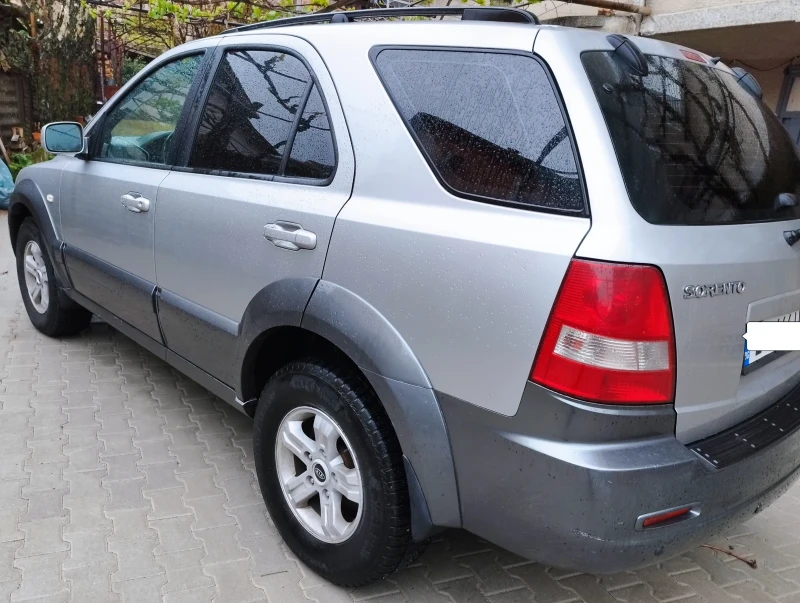Kia Sorento, снимка 9 - Автомобили и джипове - 52577413