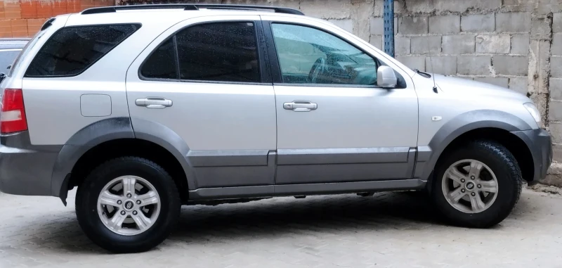 Kia Sorento, снимка 10 - Автомобили и джипове - 52577413