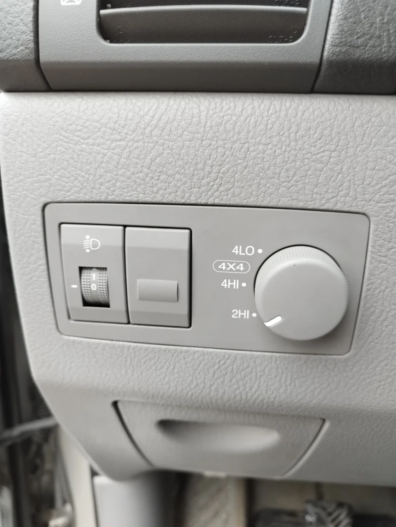 Kia Sorento, снимка 14 - Автомобили и джипове - 52577413