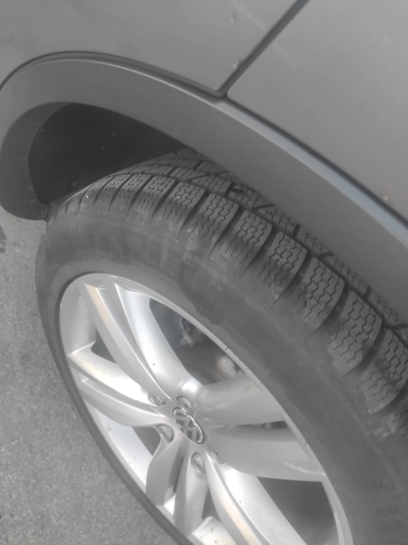 VW Touareg 3, 0 V 6, снимка 12 - Автомобили и джипове - 52235557