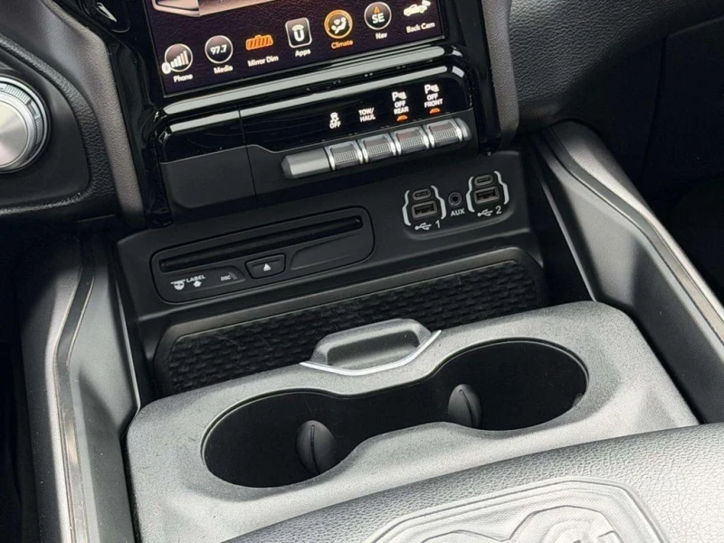 Dodge RAM 1500 Sport PANO| NAVI| BACKUP, снимка 10 - Автомобили и джипове - 53151961