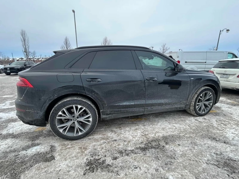 Audi Q8 / Technik / AWD quattro / 360  Camera / S-Line /  , снимка 3 - Автомобили и джипове - 53294740