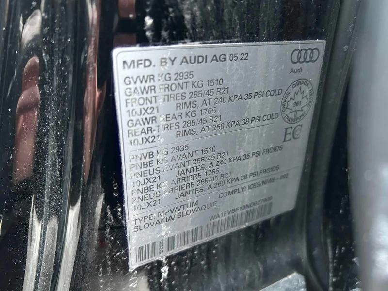 Audi Q8 / Technik / AWD quattro / 360  Camera / S-Line /  , снимка 17 - Автомобили и джипове - 53294740