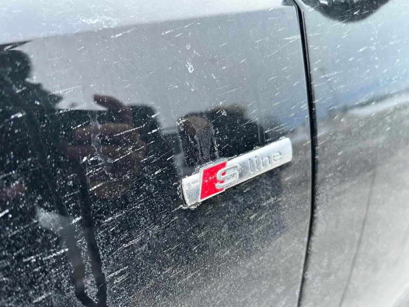 Audi Q8 / Technik / AWD quattro / 360  Camera / S-Line /  , снимка 16 - Автомобили и джипове - 53294740