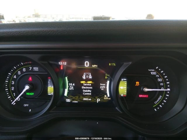 Jeep Wrangler 4xe Sport S, снимка 13 - Автомобили и джипове - 53779697