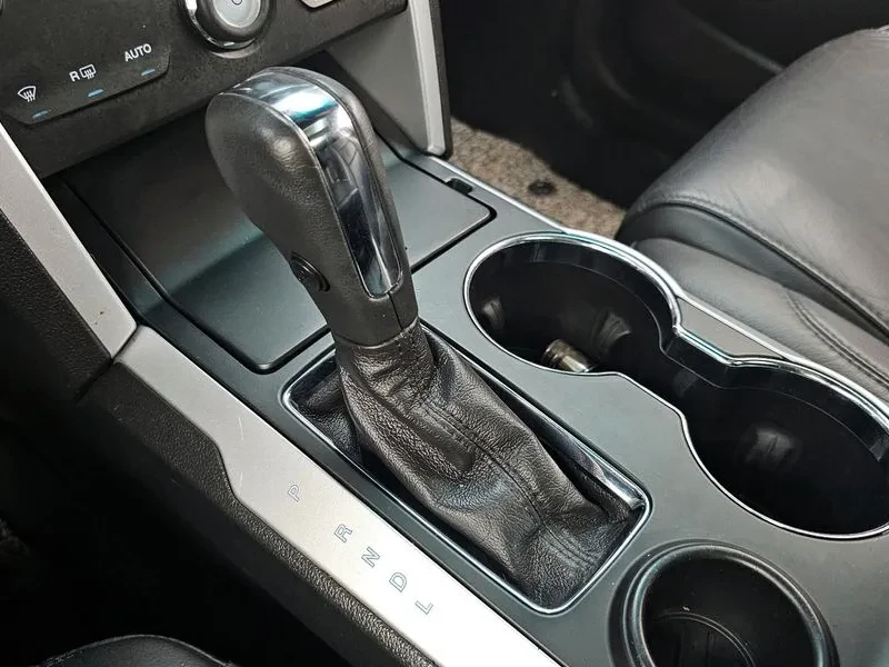 Ford Explorer 3.5 AWD, снимка 9 - Автомобили и джипове - 54350168