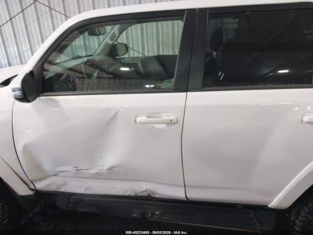 Toyota 4runner SR5  Premium 4WD, снимка 12 - Автомобили и джипове - 55264136