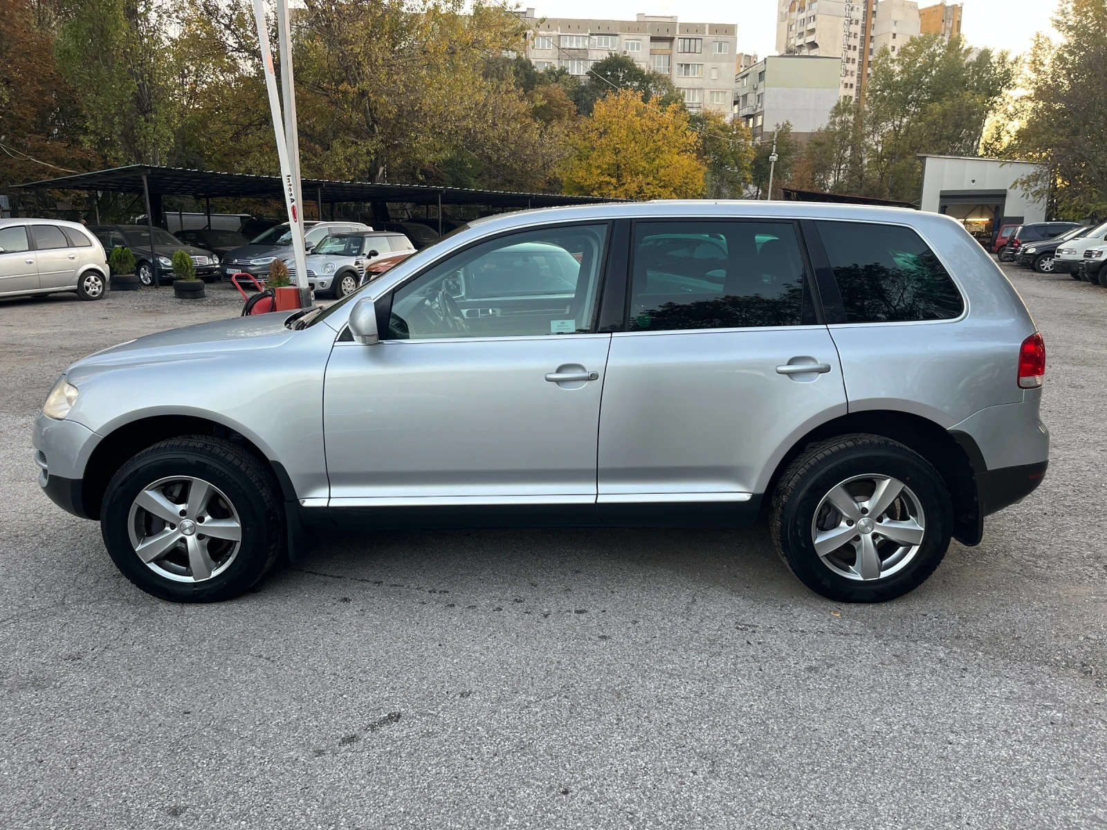 VW Touareg 4.2 V8 310кс SWISS - изображение 5