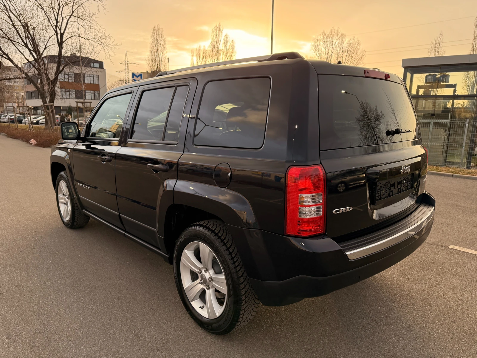 Jeep Patriot 2.2 CRD* КОЖА* NAVI* ПОДГРЕВ* КАТО НОВА*  - изображение 6