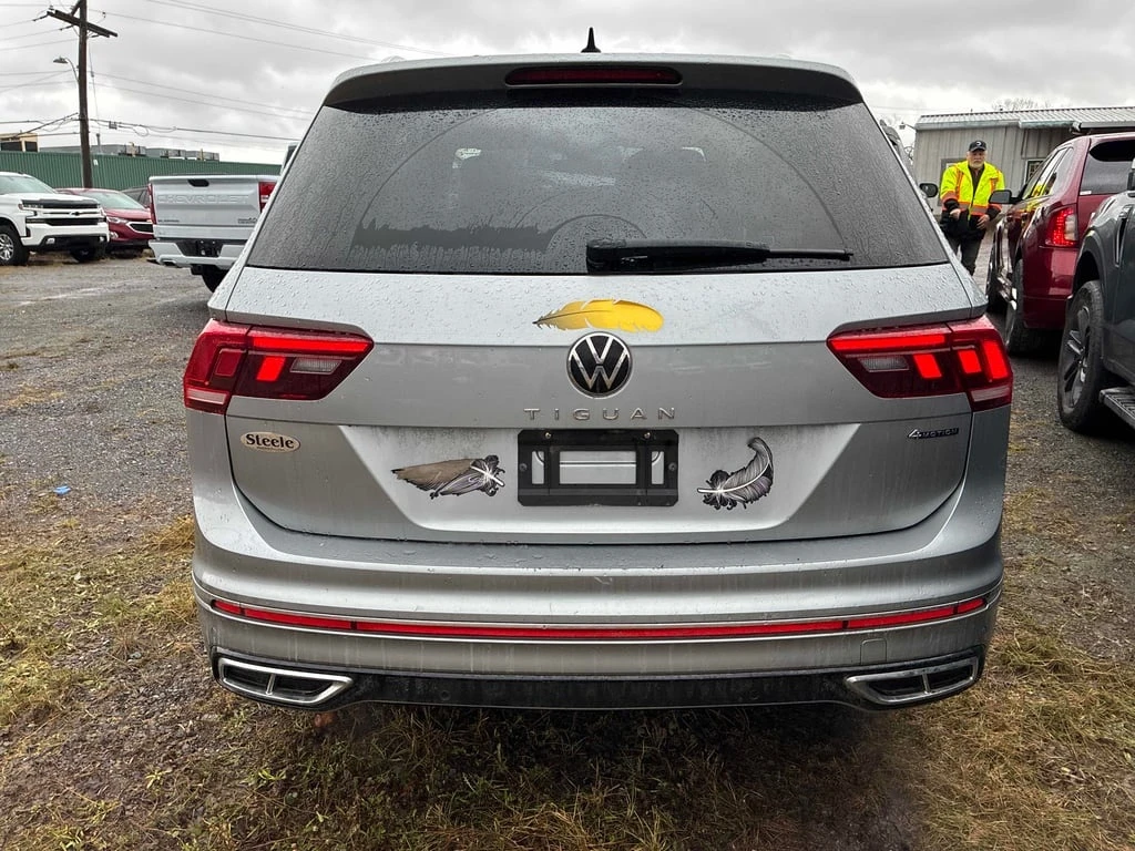 VW Tiguan * Highline R Line * CARFAX * ФИНАНСИРАНЕ - изображение 5