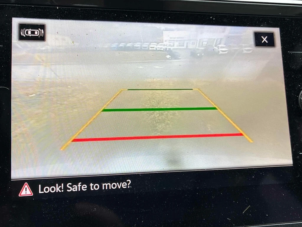 VW Tiguan * Highline R Line * CARFAX * ФИНАНСИРАНЕ - изображение 7