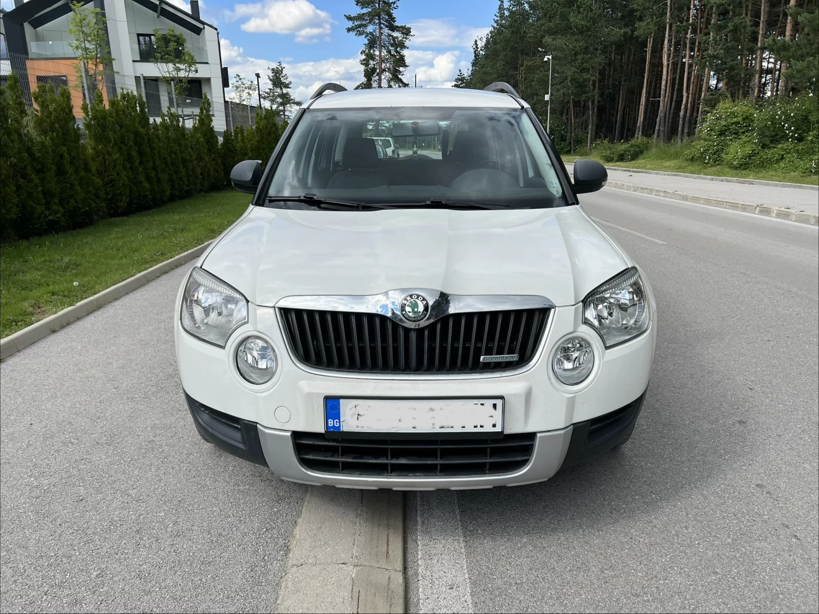 Skoda Yeti ОТЛИЧЕН, ЛИЧЕН, снимка 2 - Автомобили и джипове - 55001795