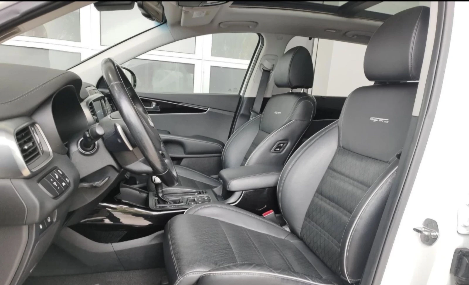 Kia Sorento GT, снимка 14 - Автомобили и джипове - 55425187