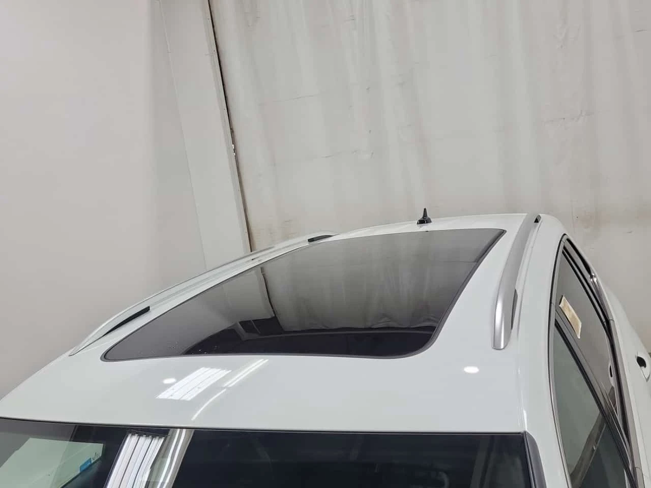 VW Tiguan  HIGHLINE R LINE / ОБДУХВАНЕ / ПАНОРАМА, снимка 7 - Автомобили и джипове - 55662893