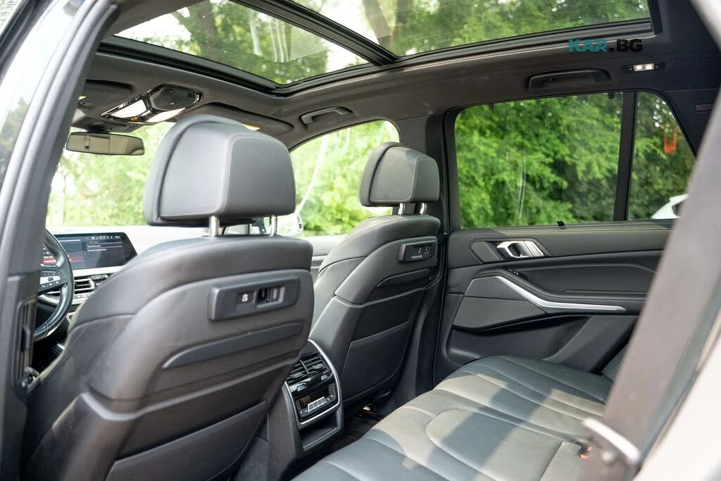 BMW X5 * xDrive40i * Laser * АвтоКредит * (ЦЕНА ДО БГ), снимка 11 - Автомобили и джипове - 55827581