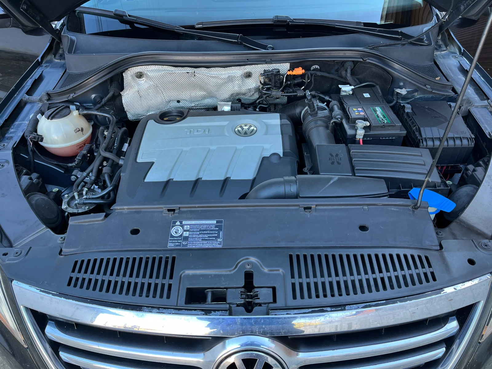 VW Tiguan VW Tiguan 2.0 TDI HIGHLINE 4MOTION /4x4/ ПАНОРАМА, снимка 14 - Автомобили и джипове - 55965922