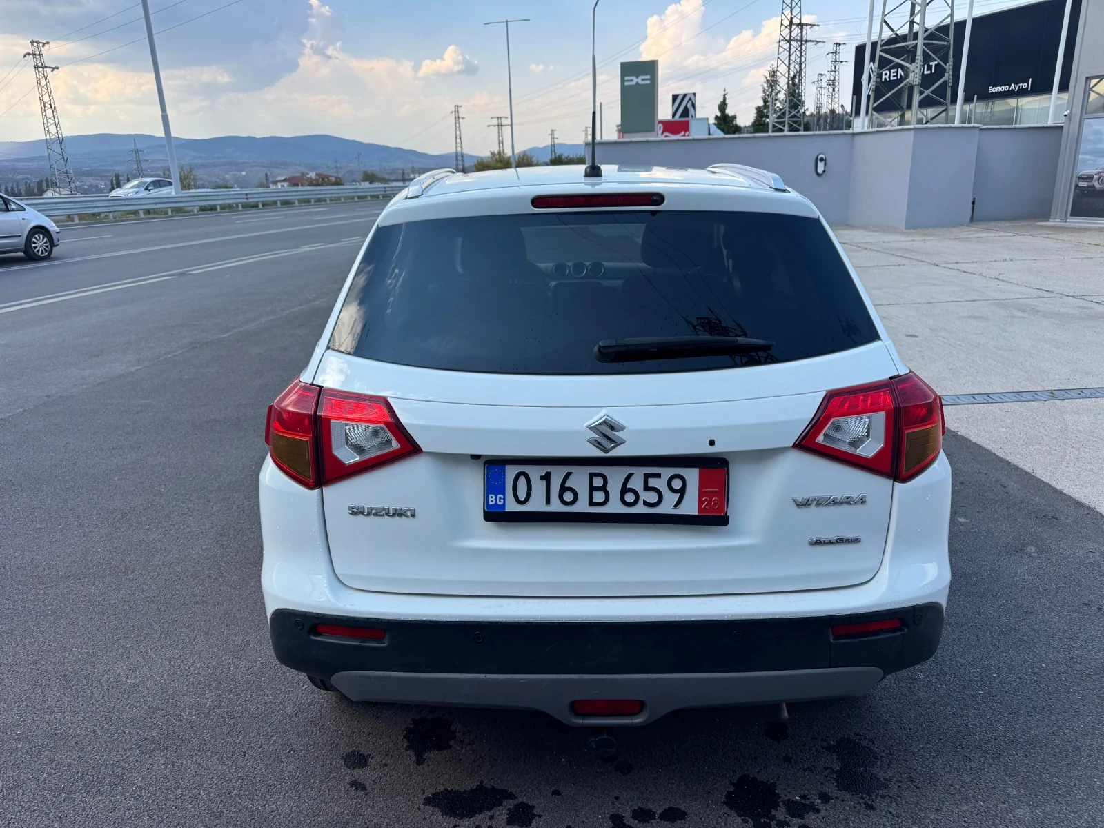 Suzuki Vitara 1.6D All GRIP 4x4 Навигация Key less , снимка 6 - Автомобили и джипове - 56021452