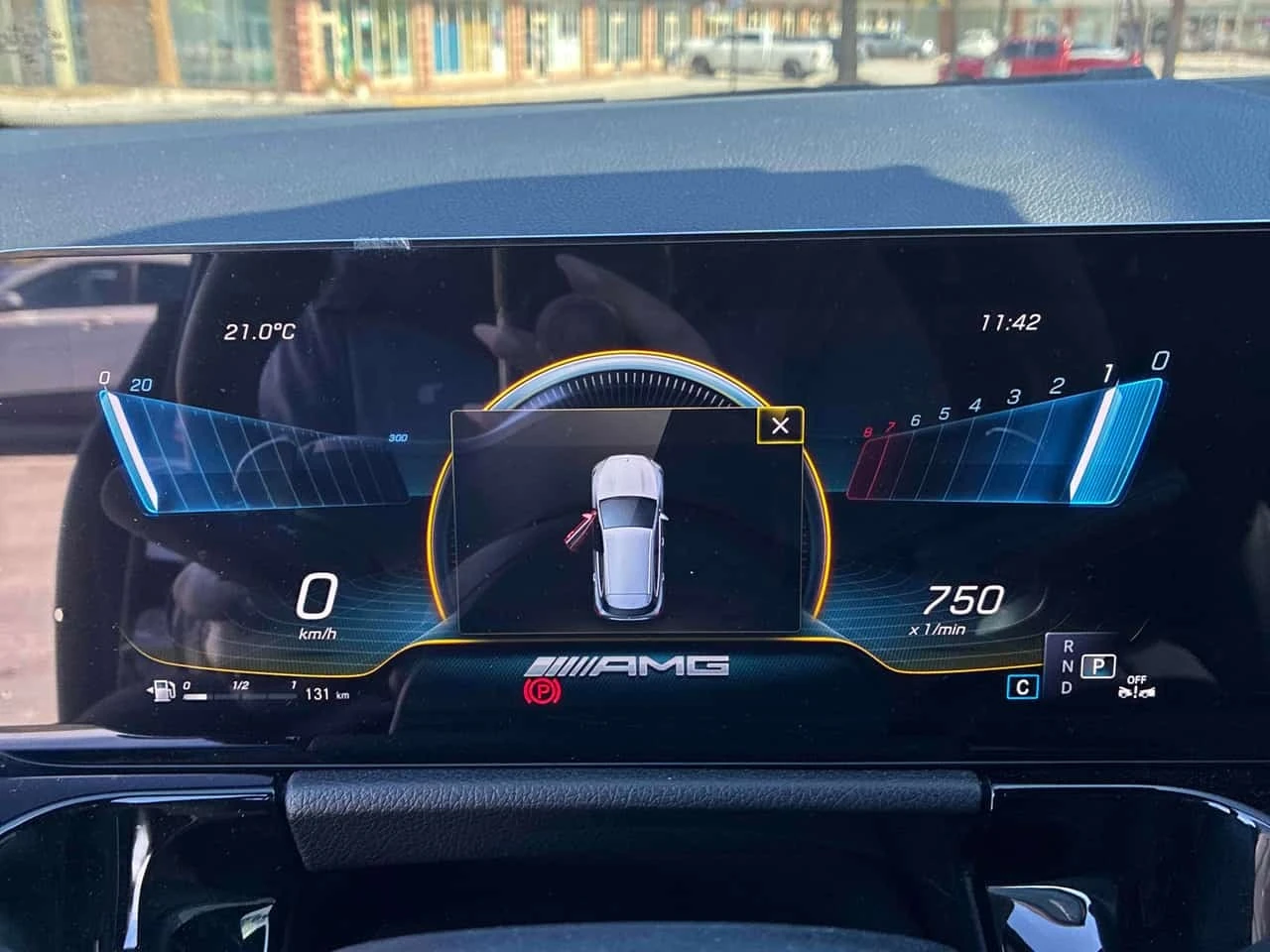 Mercedes-Benz GLA 45 AMG  DISTRONIC / 360 / MEMORY / BURMESTER / ALCANTARA , снимка 8 - Автомобили и джипове - 56268978