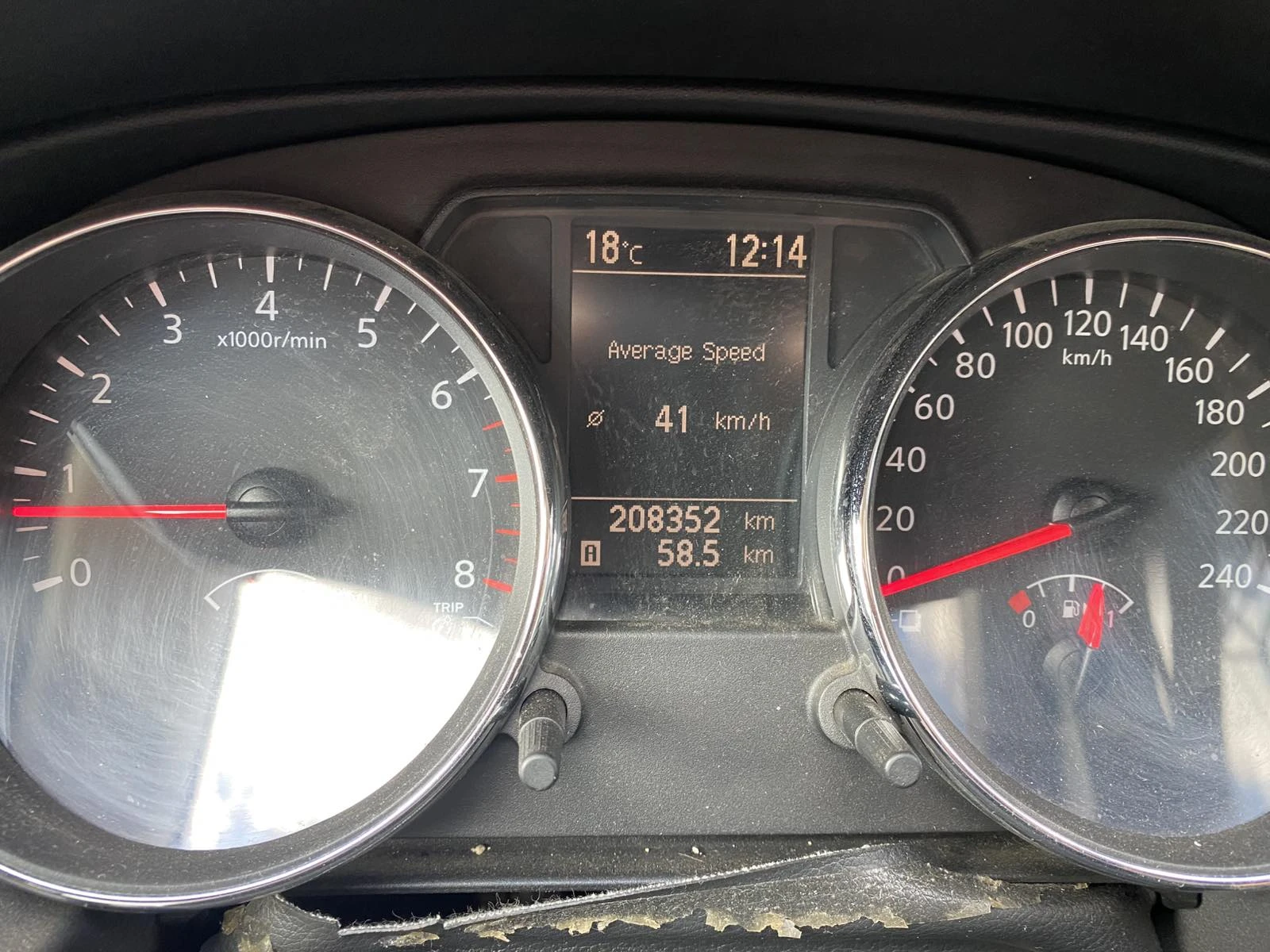 Nissan Qashqai, снимка 7 - Автомобили и джипове - 56292737