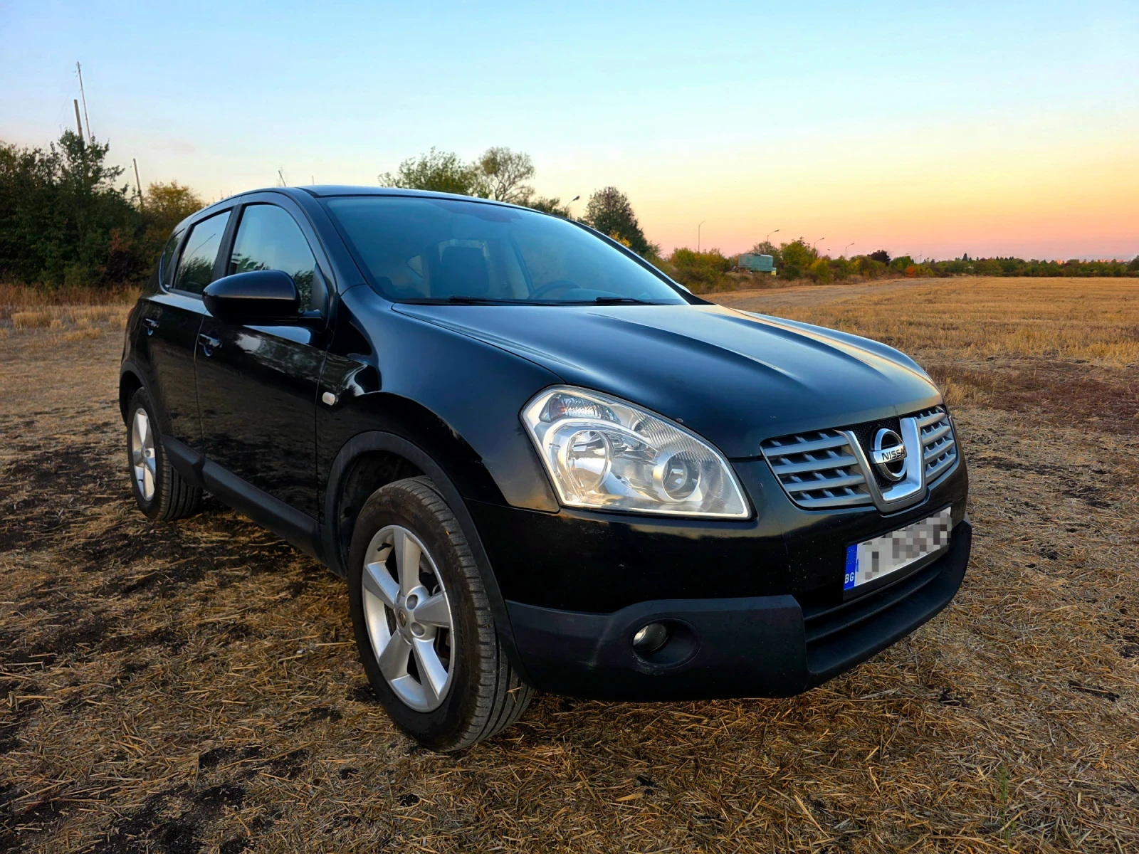 Nissan Qashqai, снимка 2 - Автомобили и джипове - 56381082