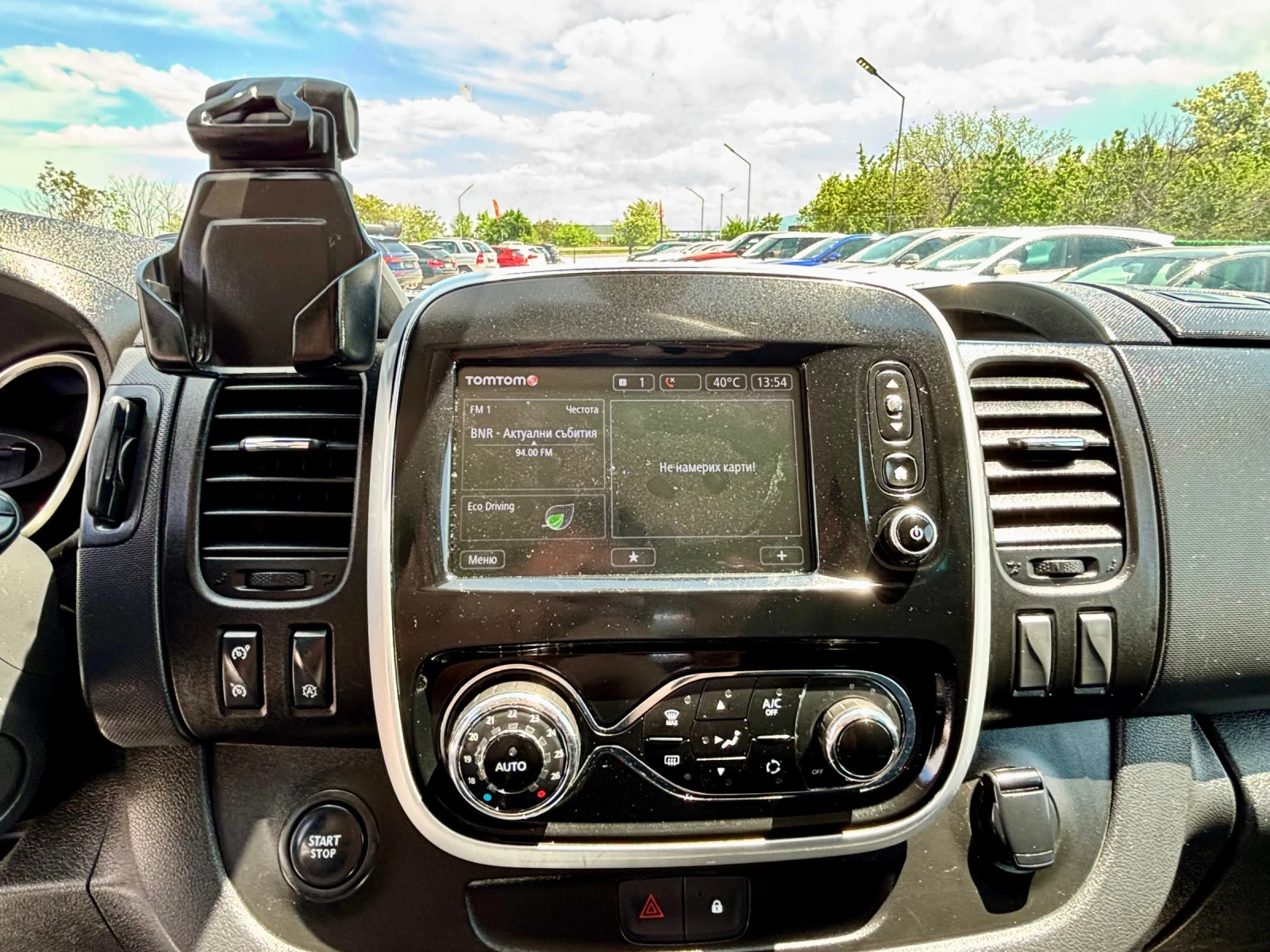 Opel Vivaro 1.6D/ПОДГРЕВ/NAVITOUCH/TOP, снимка 12 - Бусове и автобуси - 54544564