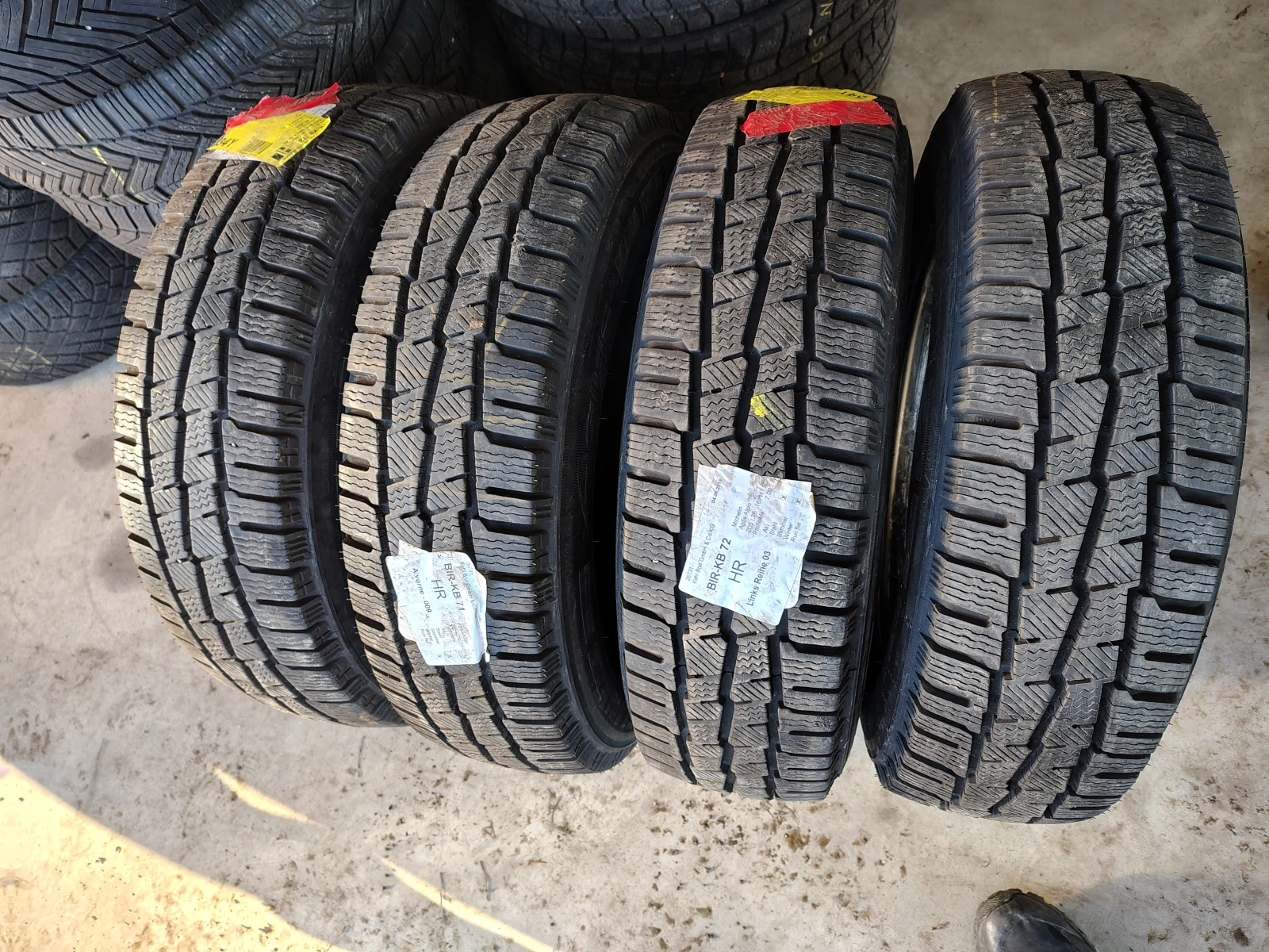 Гуми Зимни 205/75R16