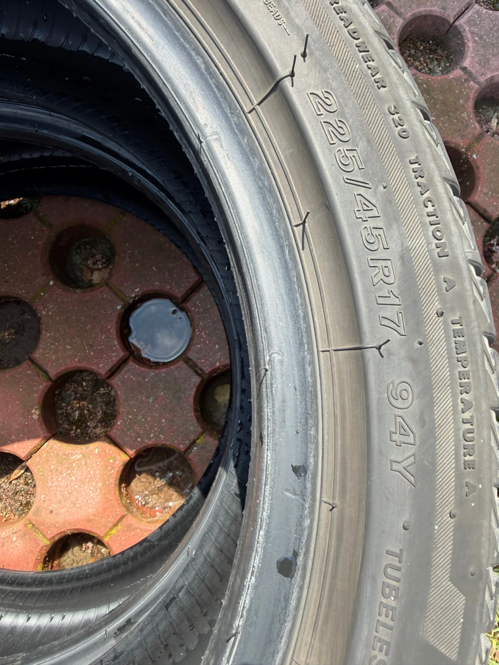 Гуми Летни 225/45R17, снимка 3 - Гуми и джанти - 55836788