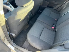 Toyota Auris 1.4VVT-I, снимка 11