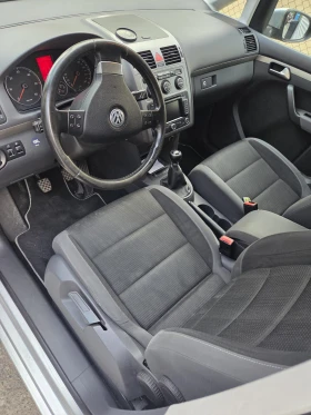 VW Touran 7 места| NAVI| TDI| 140 к.с., снимка 6