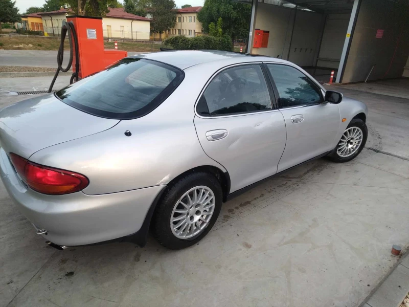 Mazda Xedos, снимка 4 - Автомобили и джипове - 47155993