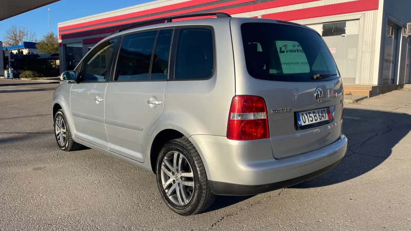 VW Touran 1.9 105кс 6ск., снимка 6 - Автомобили и джипове - 47910759