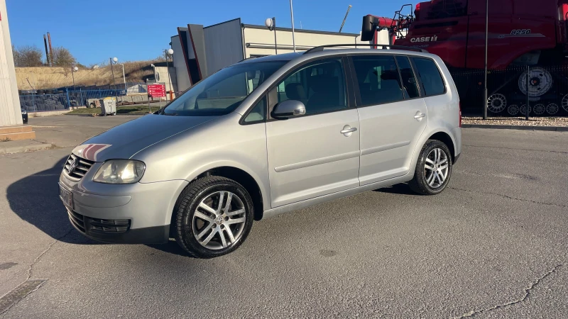 VW Touran 1.9 105кс 6ск., снимка 1 - Автомобили и джипове - 47910759