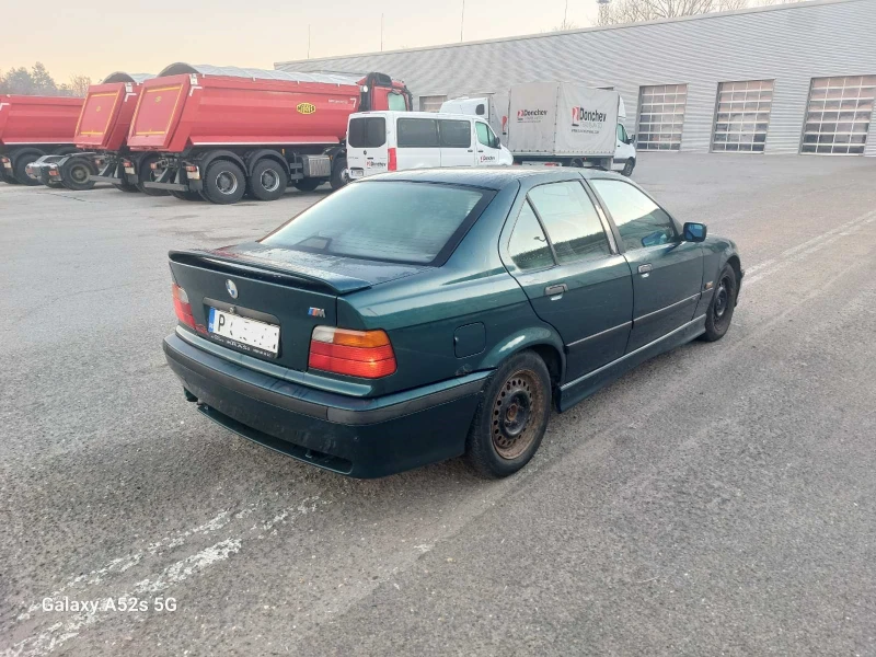 BMW 318, снимка 6 - Автомобили и джипове - 48414825