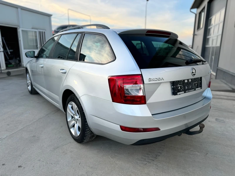 Skoda Octavia 172 500 КМ ЕВРО 5 Б, снимка 4 - Автомобили и джипове - 48889787