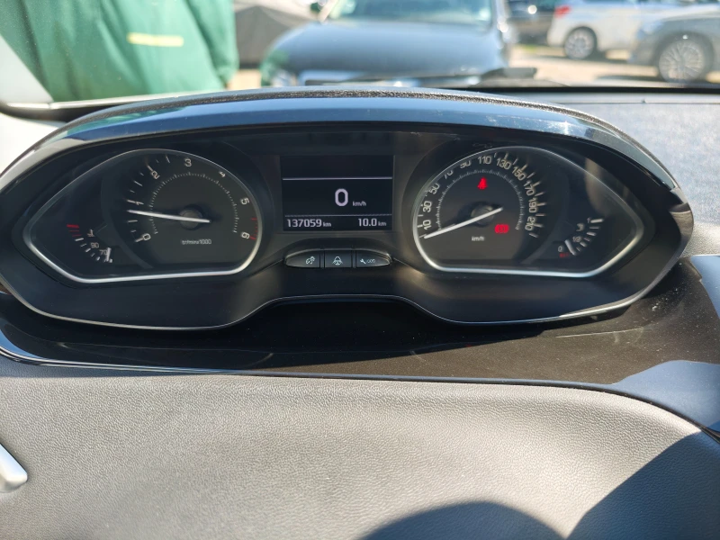 Peugeot 208 1.4HDI, снимка 17 - Автомобили и джипове - 50543355