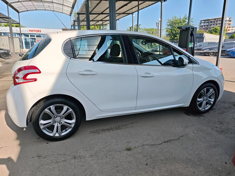 Peugeot 208 1.4HDI, снимка 8 - Автомобили и джипове - 50543355