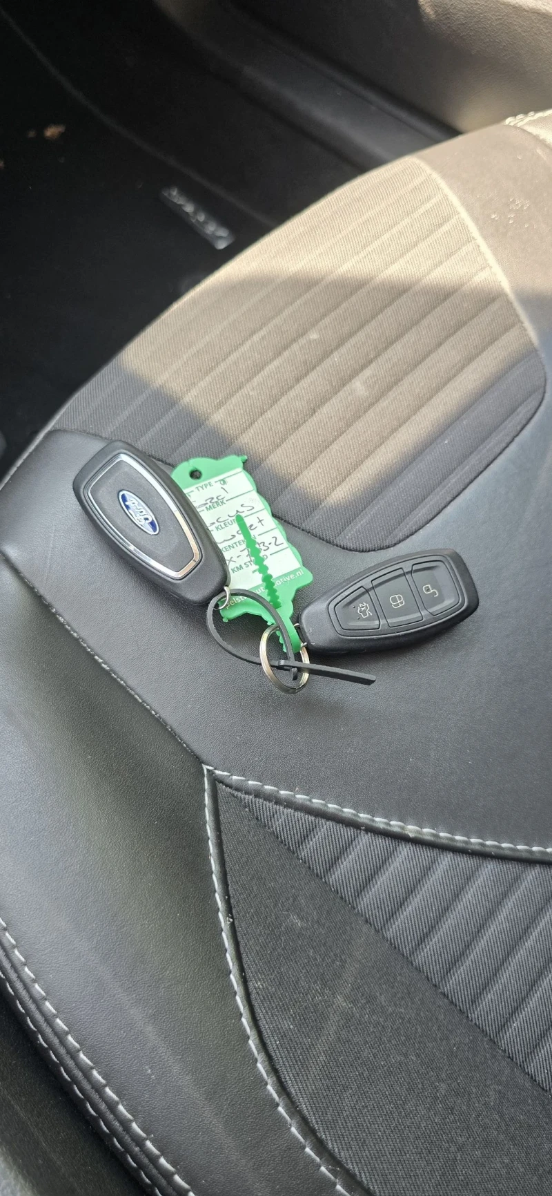 Ford Focus 1.5 TDCI-TITANIUM ЛИЗИНГ, снимка 13 - Автомобили и джипове - 51917422